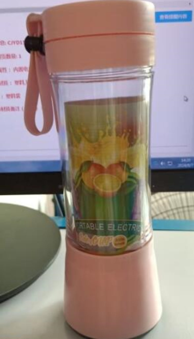 Portable Mini Blender – USB Rechargeable Juicer